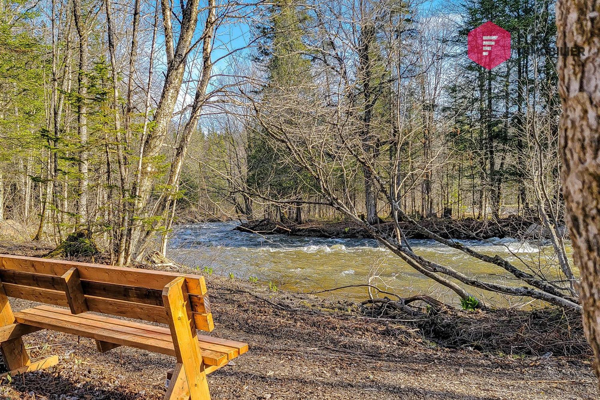 Casa Ibericos In Portneuf / Spa Pool Sauna Trails Pont-Rouge المظهر الخارجي الصورة